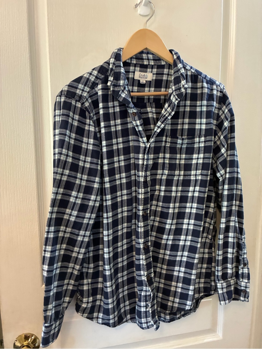 croft & barrow Navy and White Plaid Flannel Button-Up Shirt